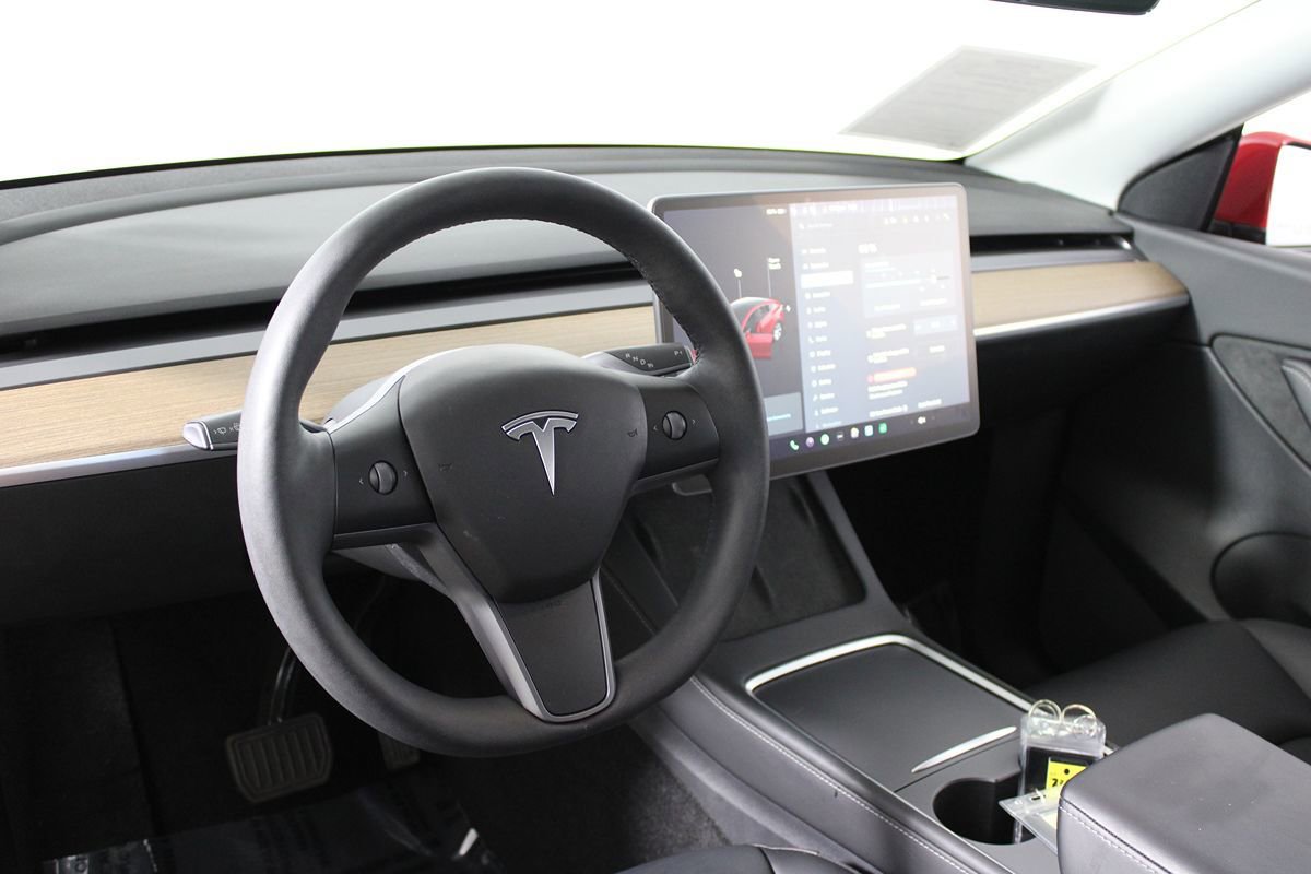 Used 2021 Tesla Model Y Long Range AWD/4WD image 8