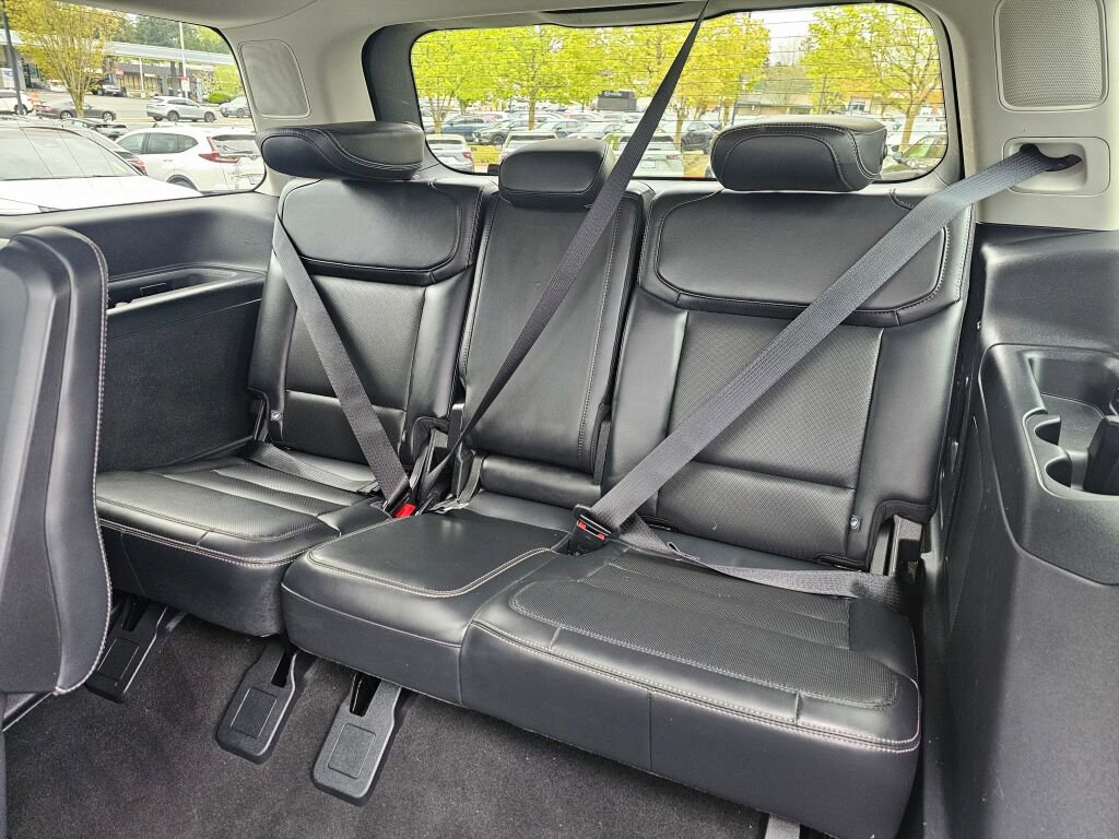 Used 2025 Ford Expedition Platinum AWD/4WD image 24