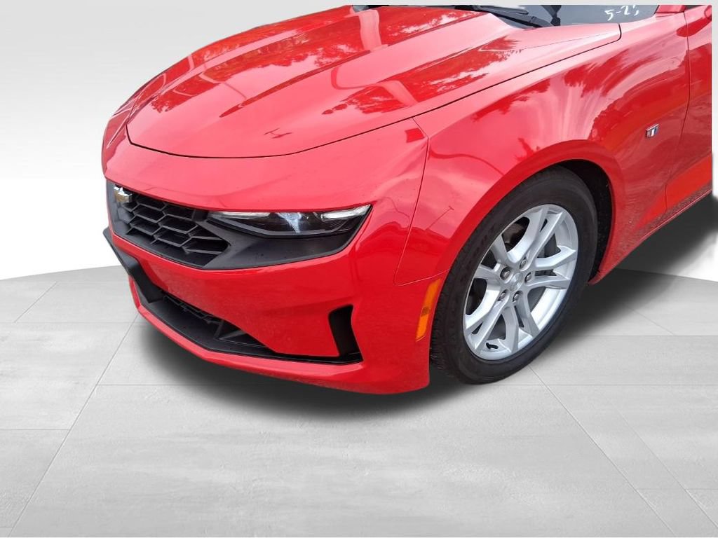 Used 2020 Chevrolet Camaro LS RWD image 16