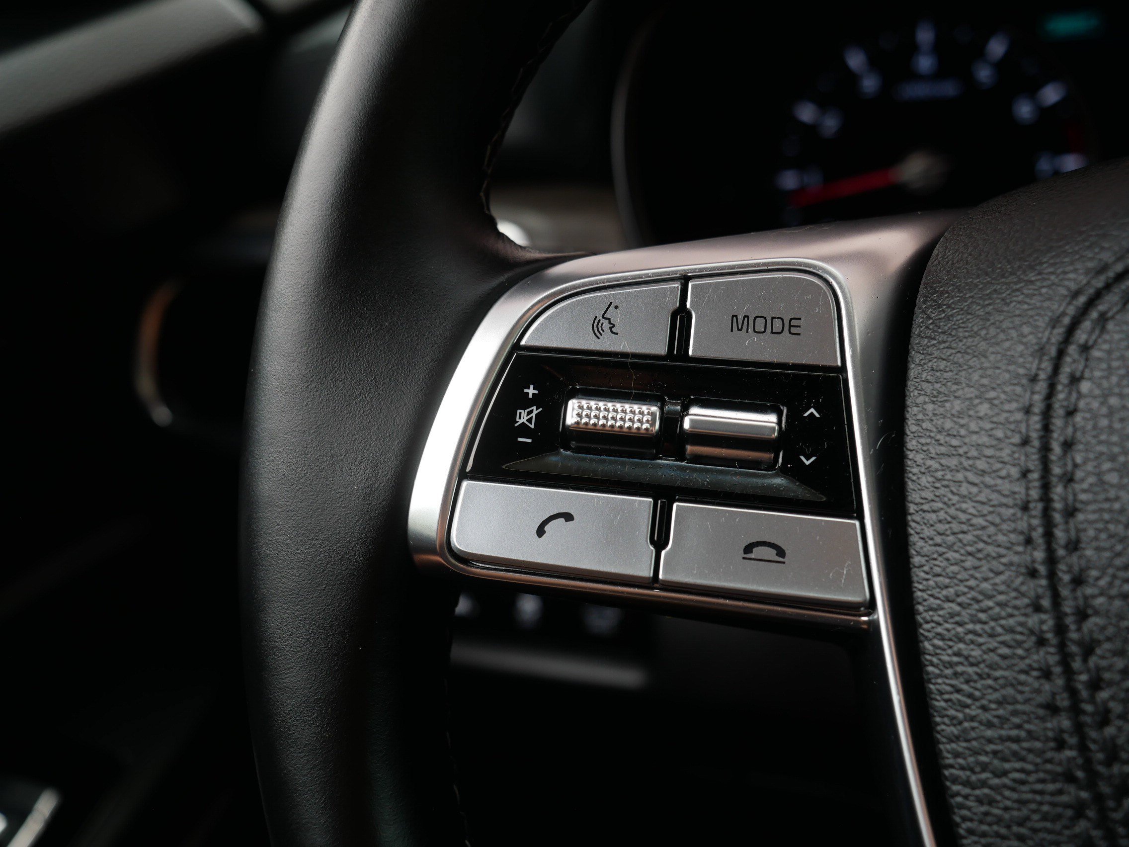 Certified 2022 Kia Telluride SX w/ SX Prestige Package AWD/4WD image 28
