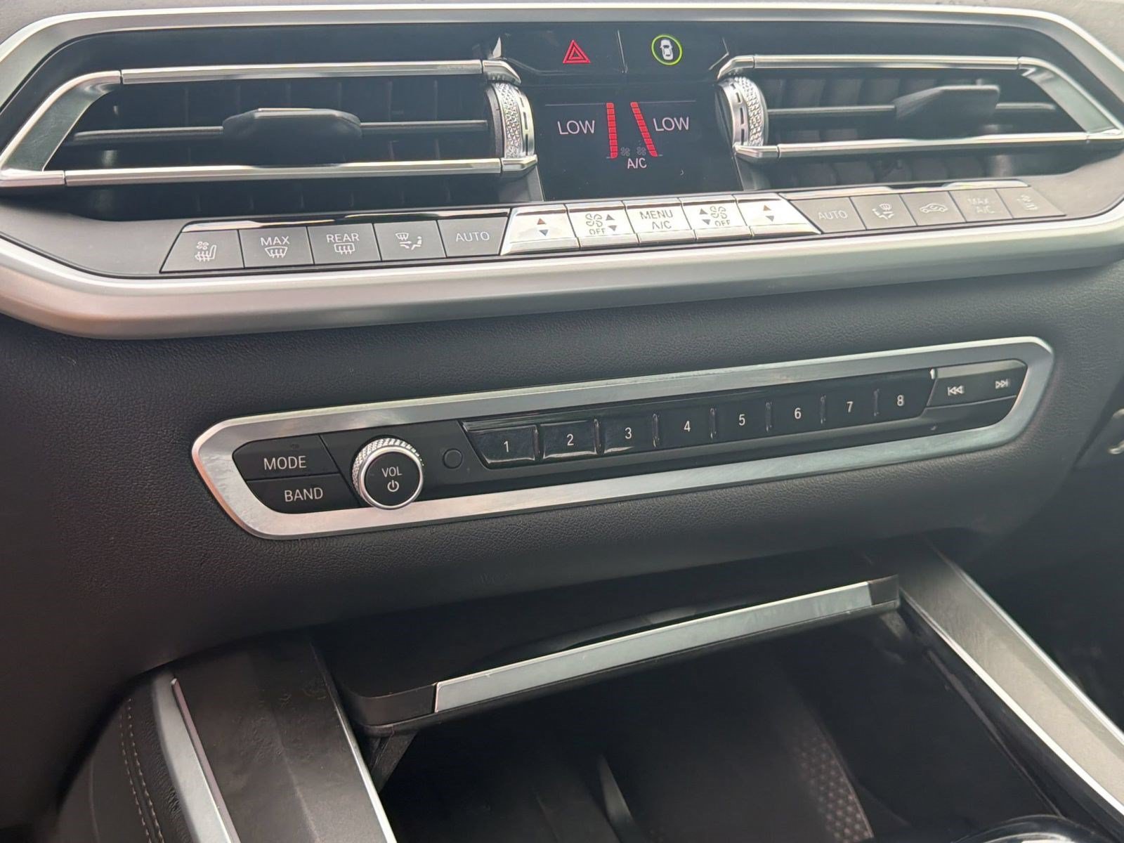 Used 2022 BMW X5 xDrive40i AWD/4WD image 19
