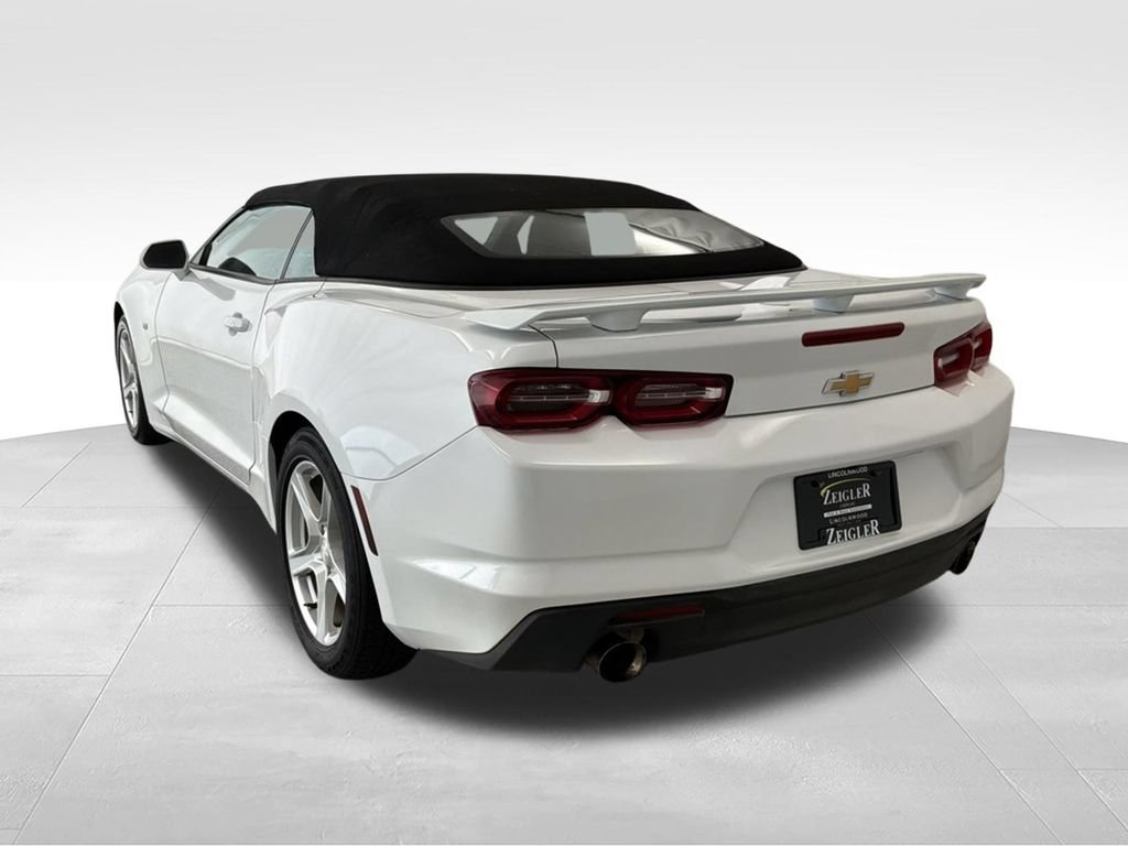 Used 2020 Chevrolet Camaro LT RWD image 7