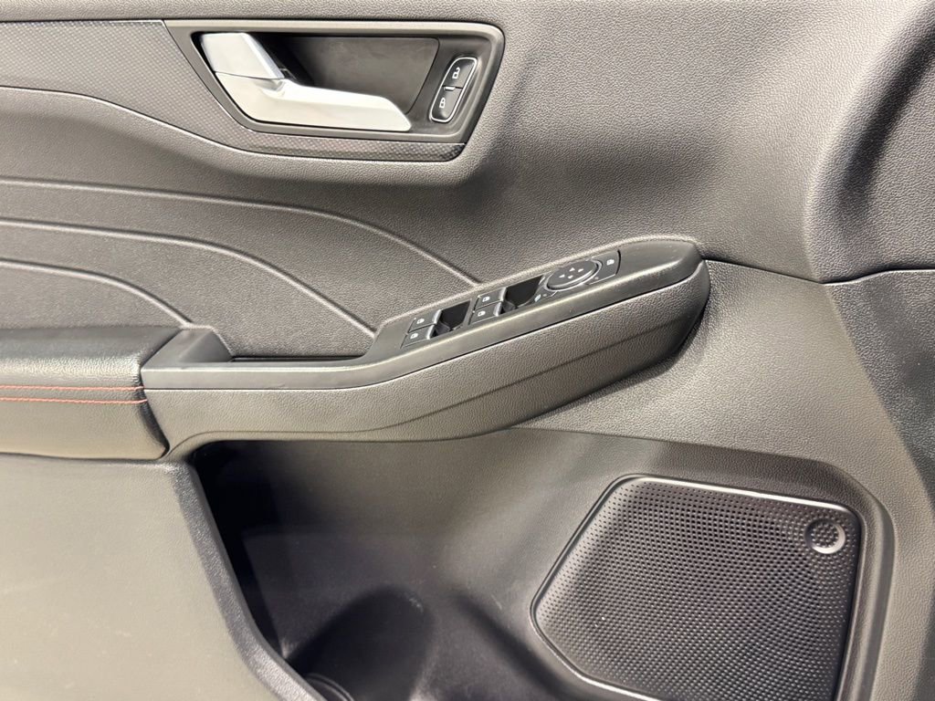 Used 2024 Ford Escape ST-Line FWD image 19