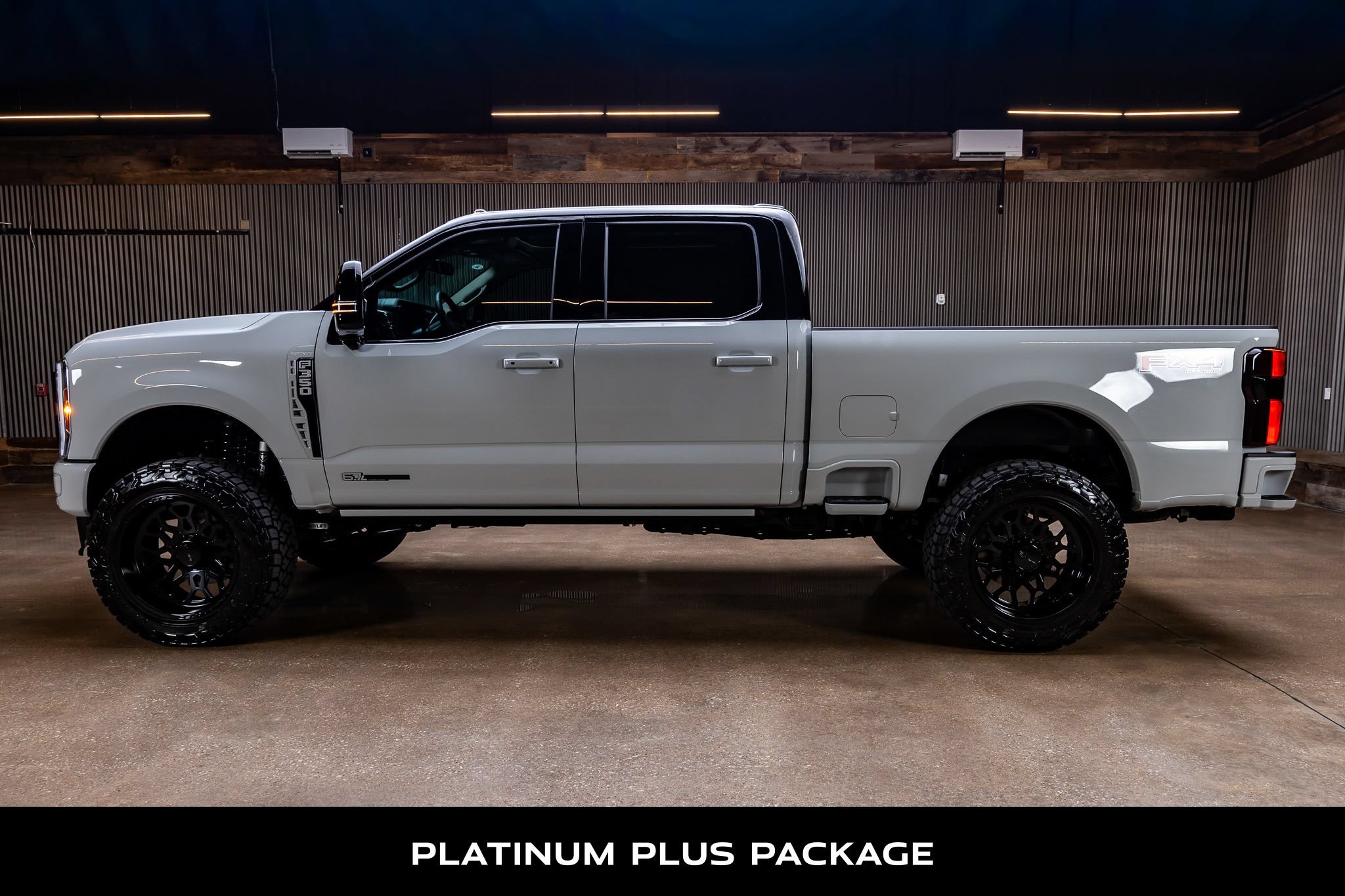 Used 2026 Ford F350 Platinum w/ Platinum Plus Package AWD/4WD image 6