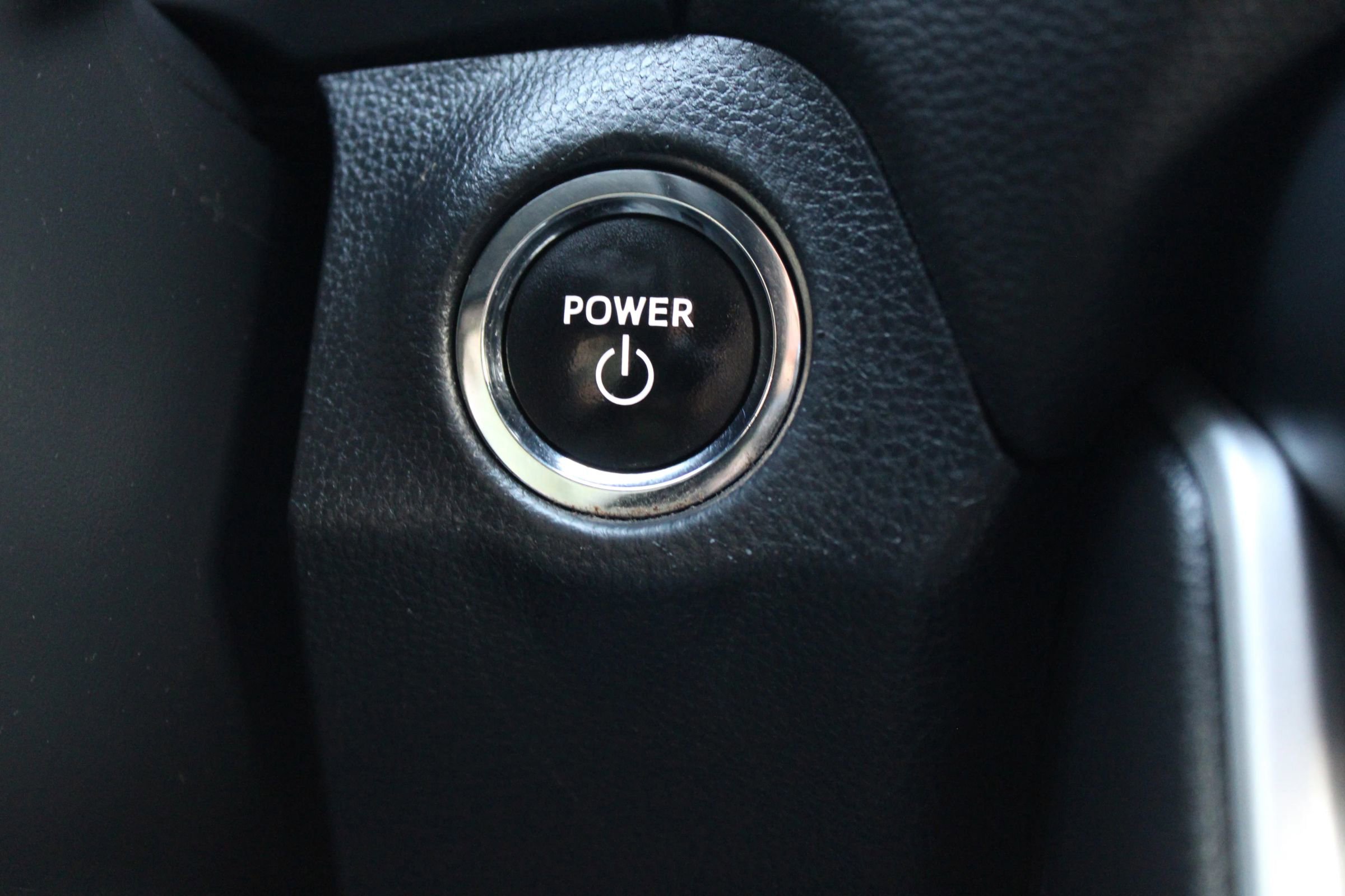 Used 2023 Toyota RAV4 XLE image 23