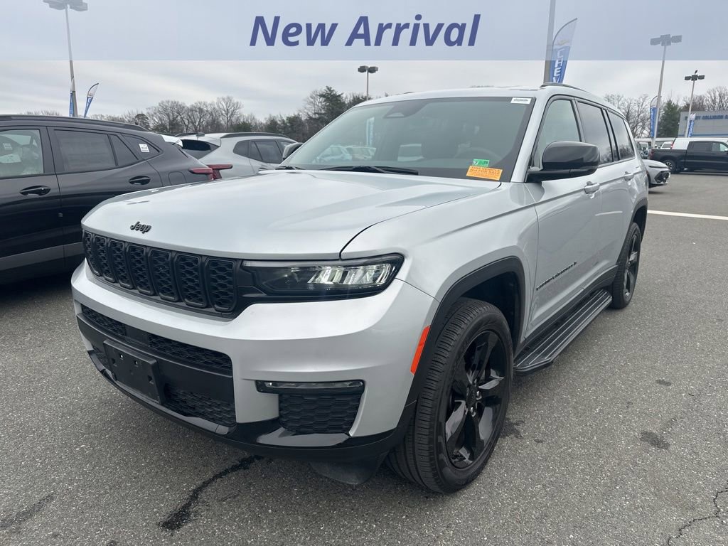 Used 2024 Jeep Grand Cherokee L Limited w/ Black Appearance Package image 1
