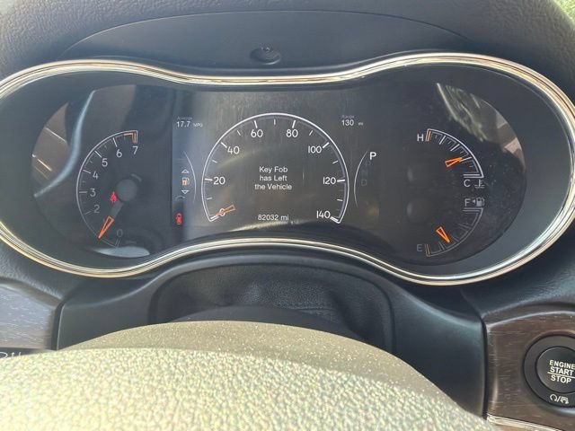Used 2017 Jeep Grand Cherokee Limited w/ Luxury Group II RWD image 13