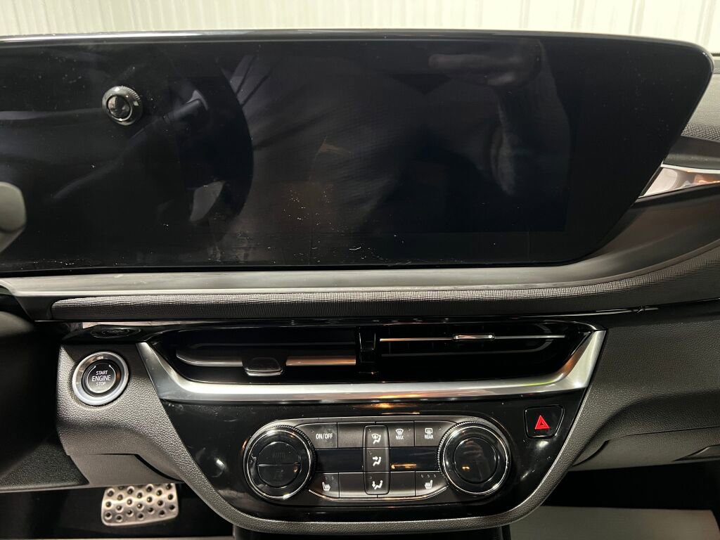 Used 2024 Buick Envista Sport Touring w/ Convenience I Package image 11