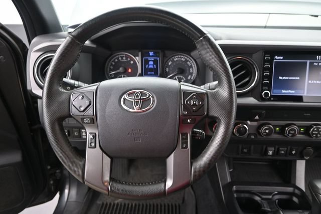 Used 2020 Toyota Tacoma TRD Sport AWD/4WD image 8
