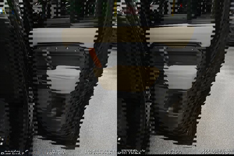 Used 2023 Land Rover Defender 130 X image 41