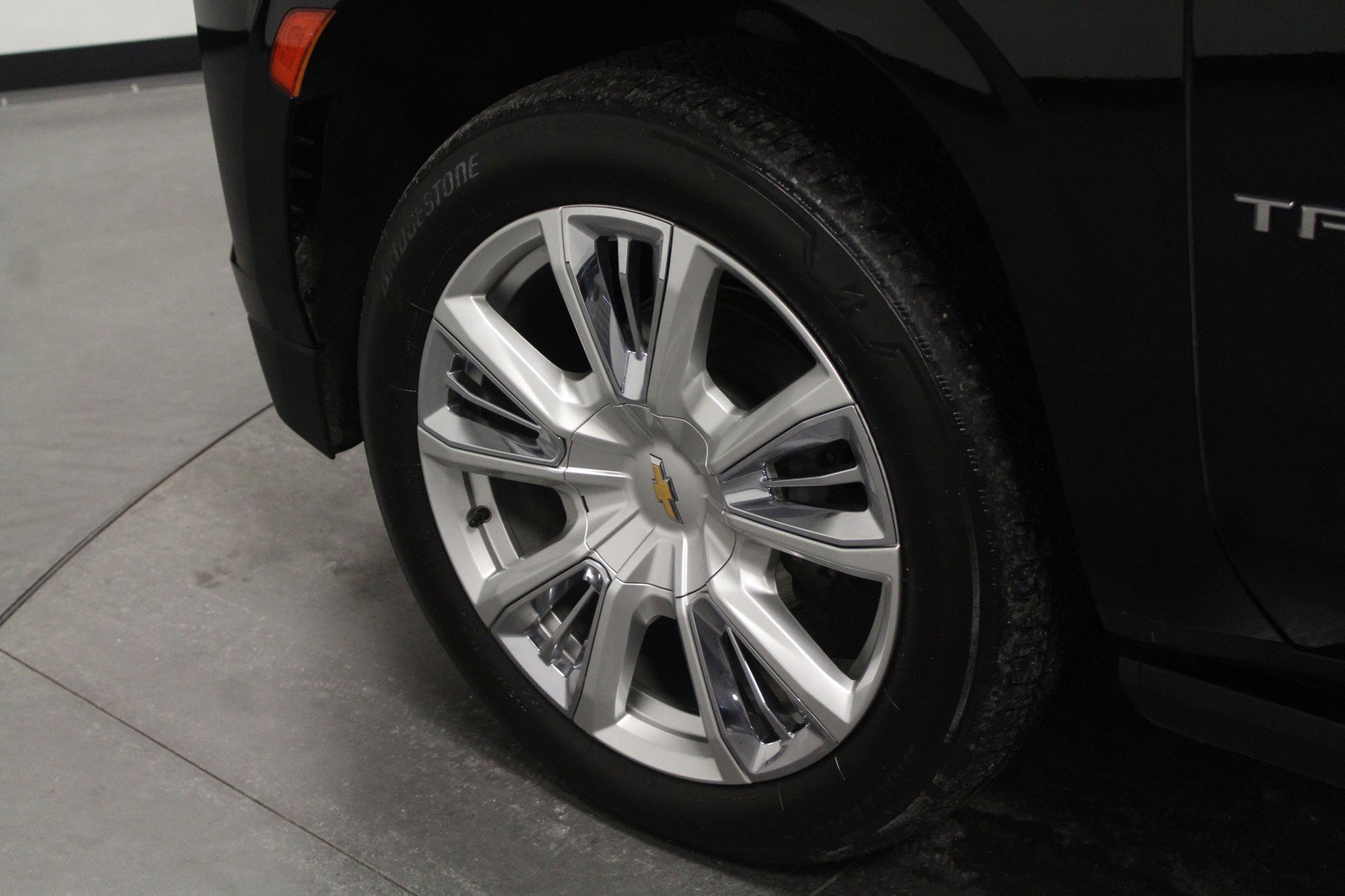 Used 2023 Chevrolet Tahoe High Country image 10