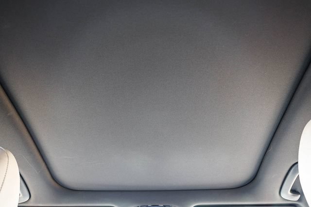 Certified 2025 Hyundai Tucson Limited FWD image 16