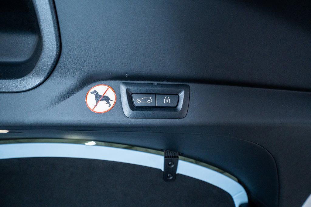 Used 2022 Rolls-Royce Cullinan image 76