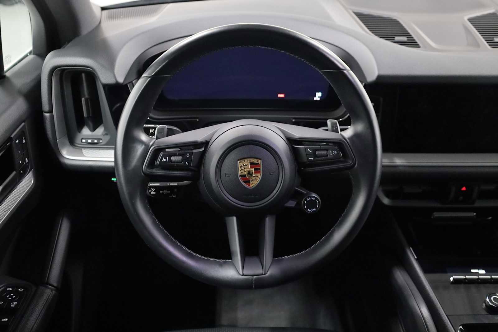 Certified 2024 Porsche Cayenne image 21