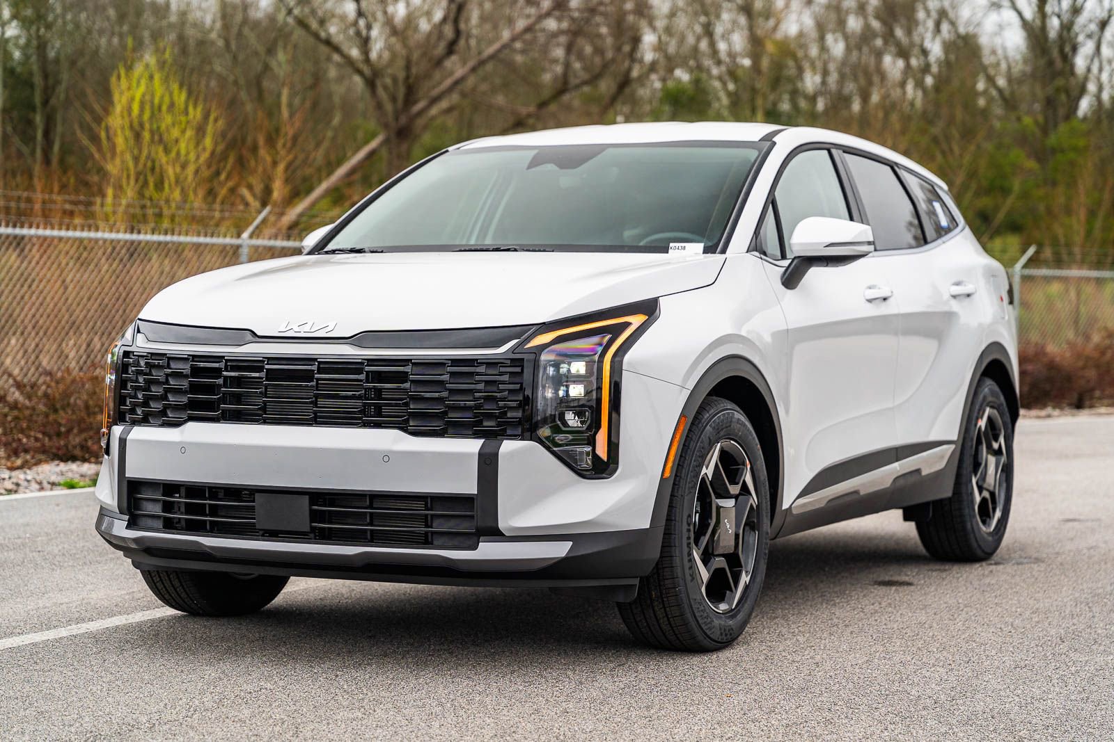 New 2026 Kia Sportage EX image 3