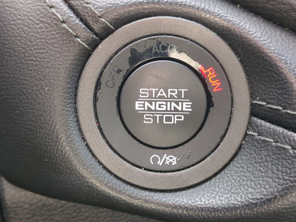 Used 2022 Dodge Durango GT image 32
