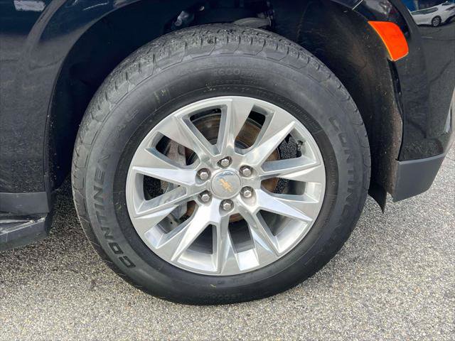 Used 2024 Chevrolet Suburban Premier image 10