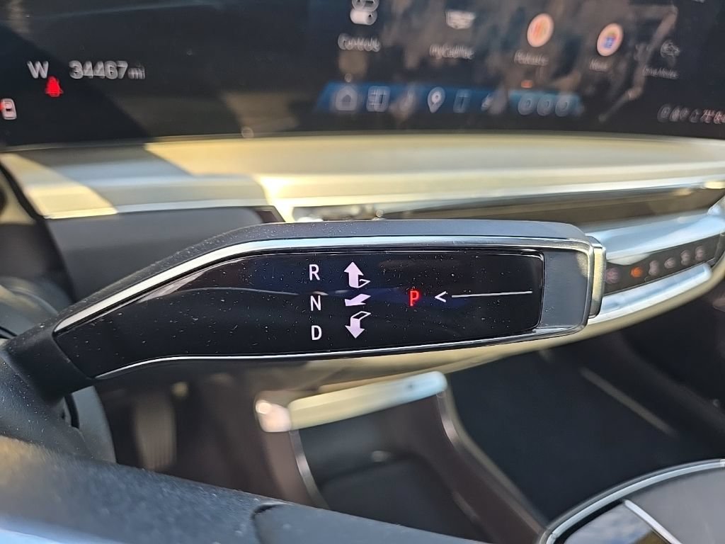 Certified 2023 Cadillac Lyriq AWD image 25