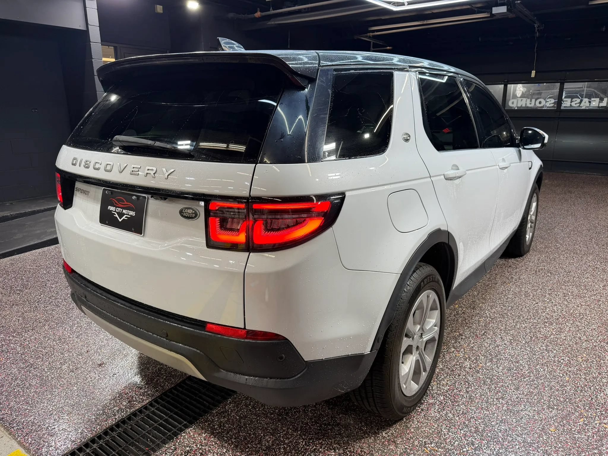 Used 2021 Land Rover Discovery Sport S AWD/4WD image 7