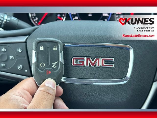 Used 2023 GMC Acadia AT4 w/ GMC Pro Grade Package AWD/4WD image 39