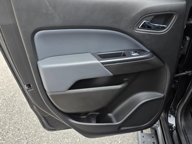 Used 2020 Chevrolet Colorado Z71 w/ Z71 Midnight Edition image 32