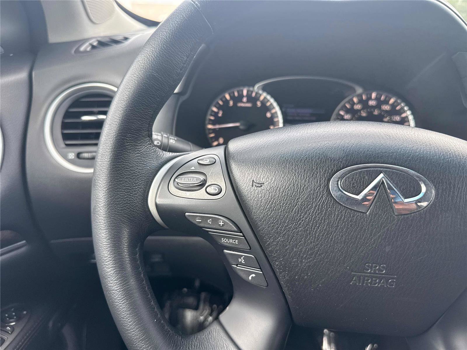 Used 2015 INFINITI QX60 FWD w/ Premium Plus Package image 18