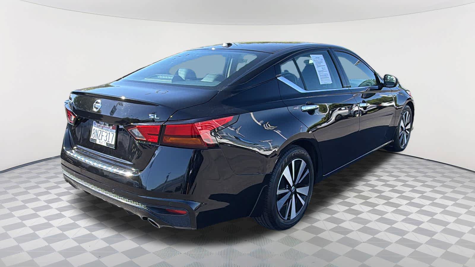 Used 2019 Nissan Altima 2.5 SL FWD image 5