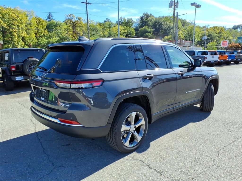New 2025 Jeep Grand Cherokee Limited image 4