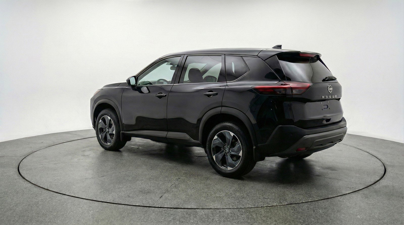 Used 2025 Nissan Rogue SV image 6