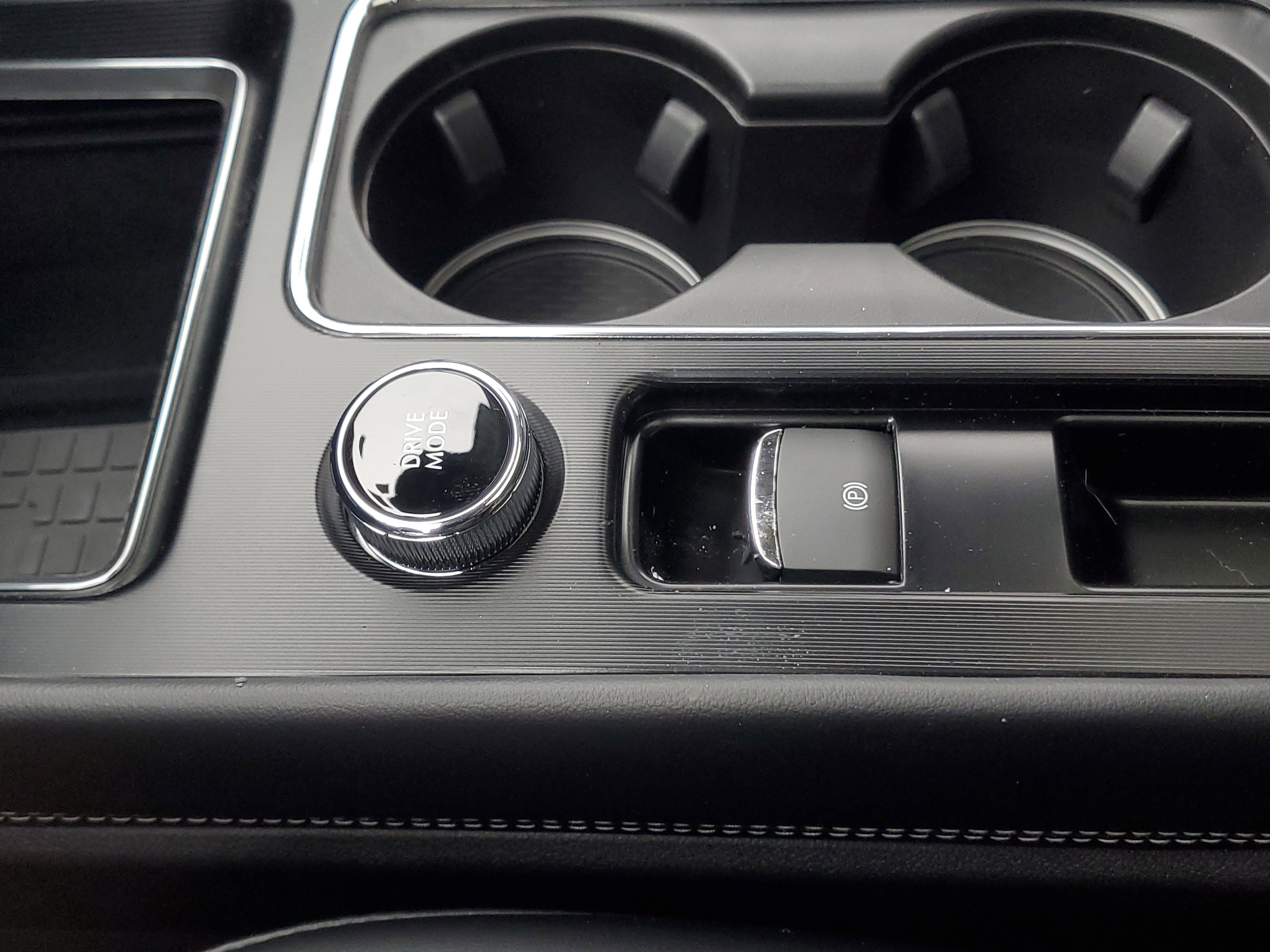 New 2026 Lincoln Corsair Premiere image 24