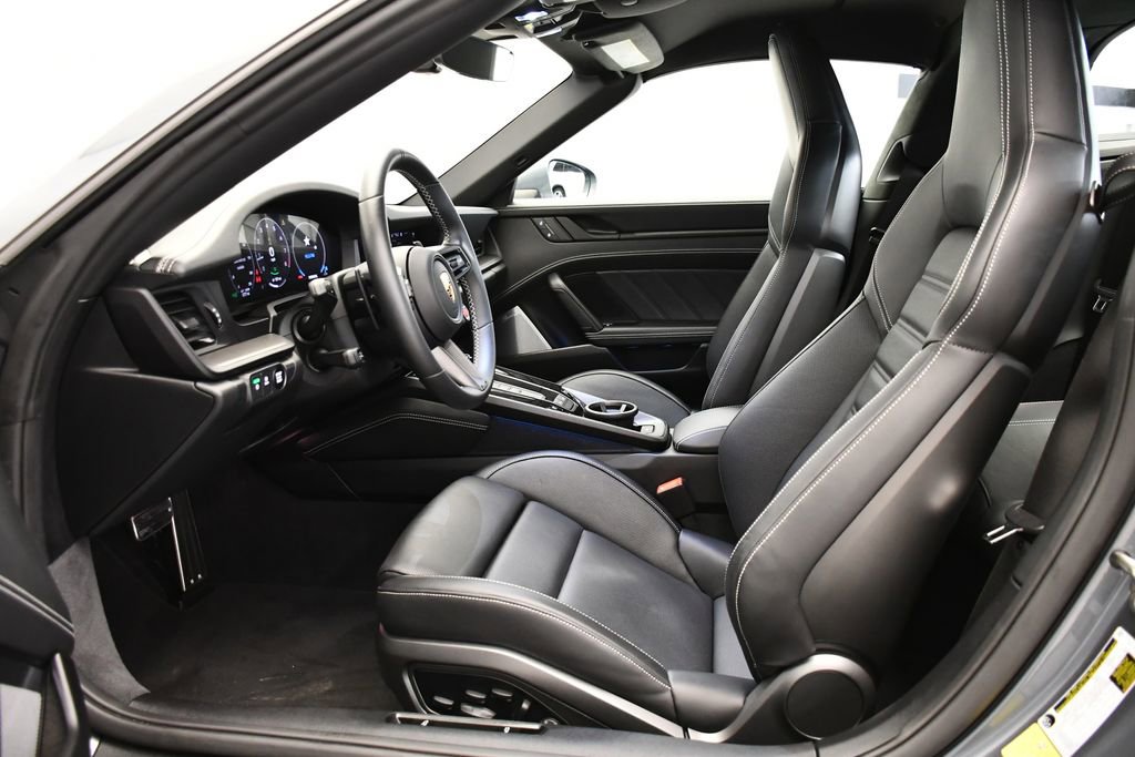 Used 2025 Porsche 911 Targa 4 GTS image 5