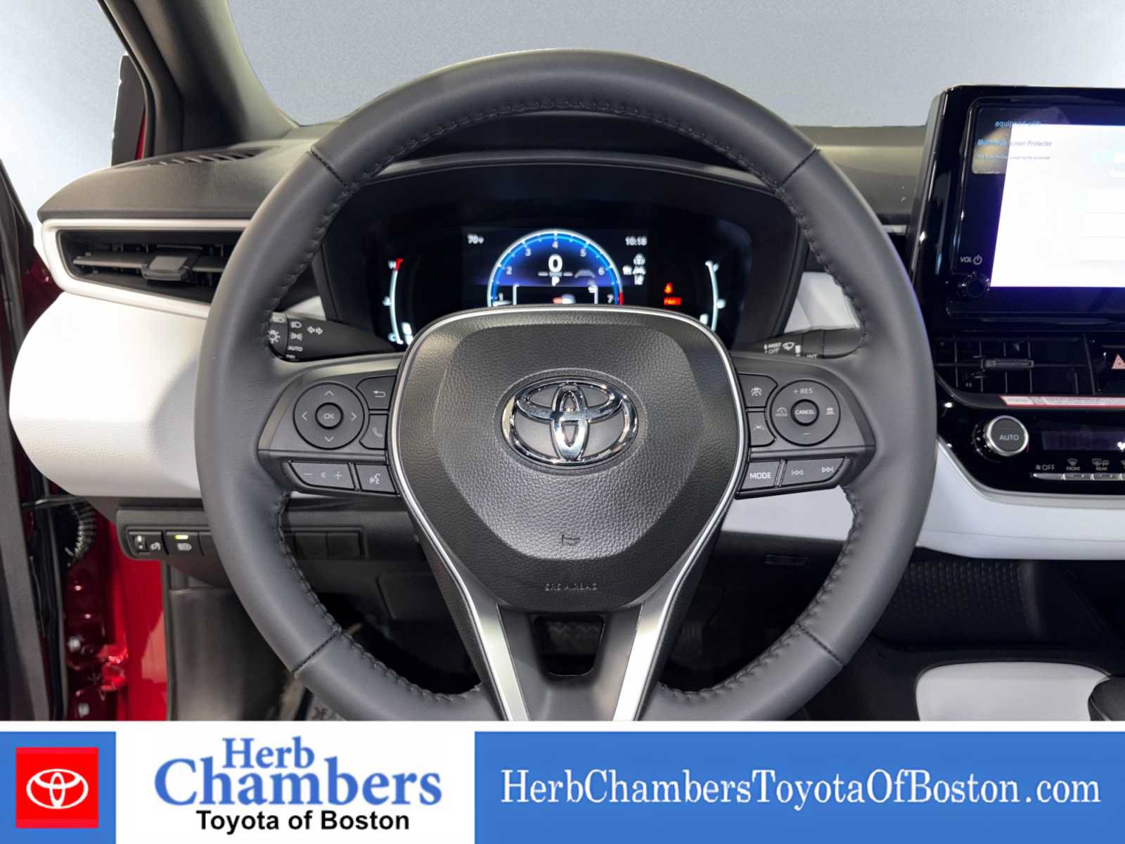 Used 2026 Toyota Corolla SE FWD image 5