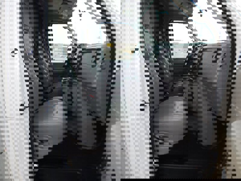 Used 2014 Ford E-350 and Econoline 350 Super Duty image 10