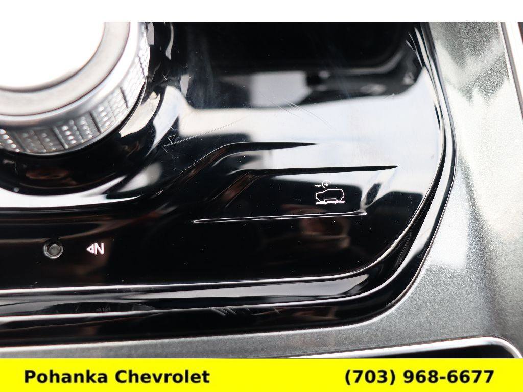 Used 2024 Jeep Wagoneer 4WD w/ Premium Group I image 21