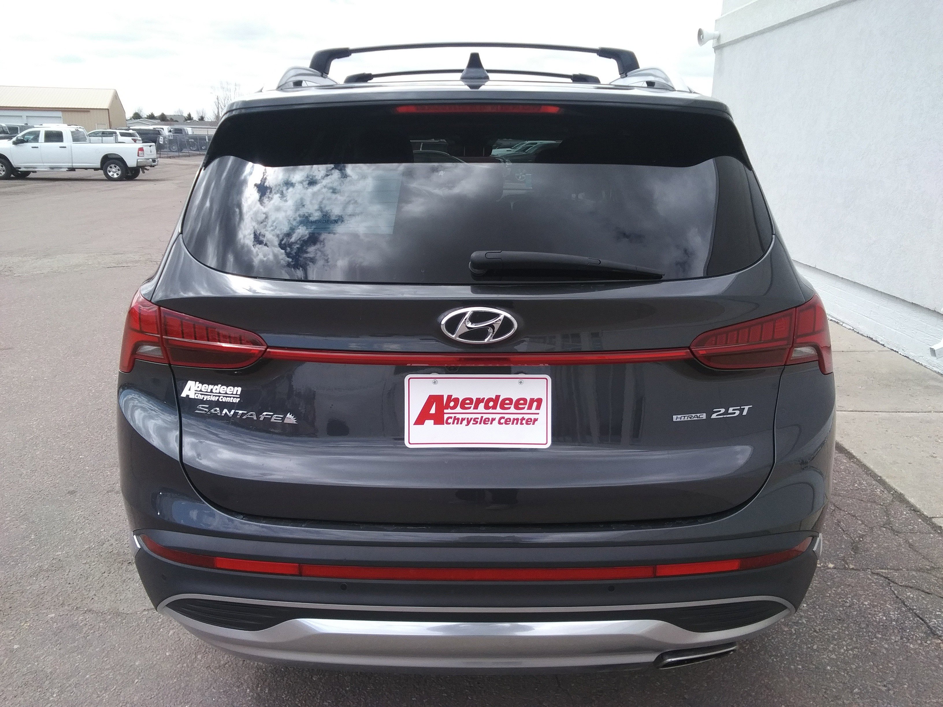 Used 2022 Hyundai Santa Fe Limited AWD/4WD image 6