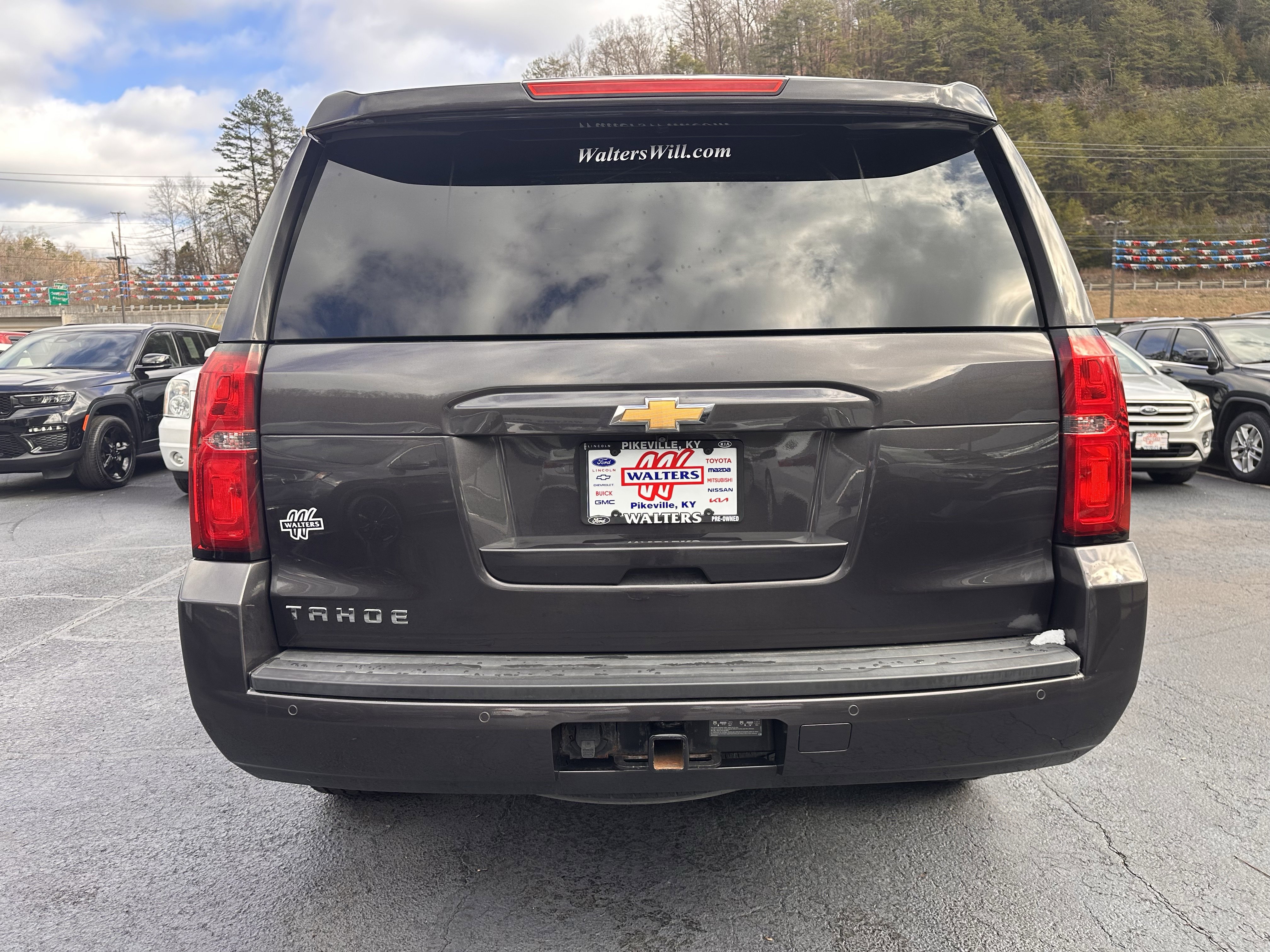 Used 2018 Chevrolet Tahoe LS w/ All-Season Package image 26