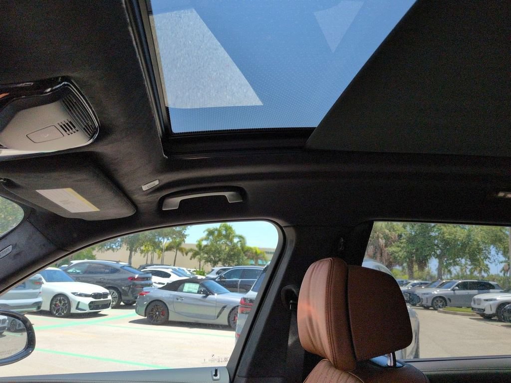 New 2027 BMW X7 M60i AWD/4WD image 20