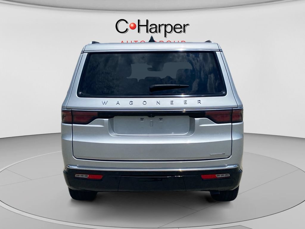 Used 2024 Jeep Wagoneer Series II AWD/4WD image 4