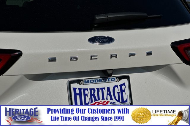 New 2024 Ford Escape SE w/ PHEV Premium Package FWD image 23