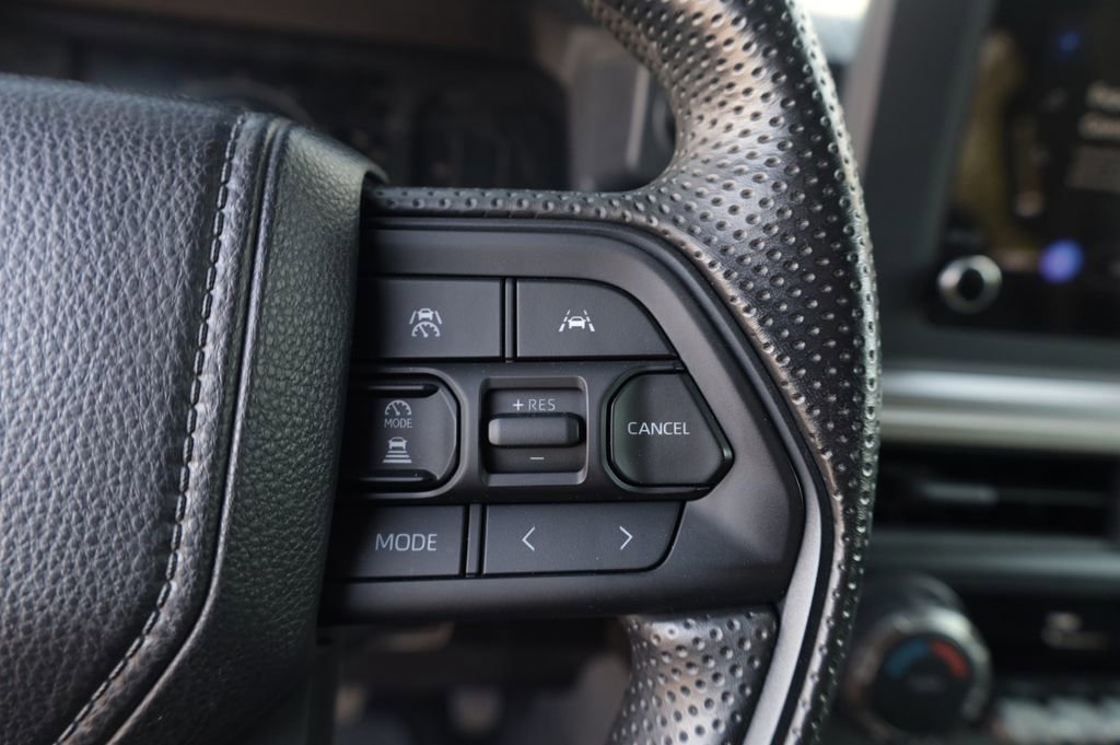 Used 2024 Toyota Tacoma SR5 AWD/4WD image 34