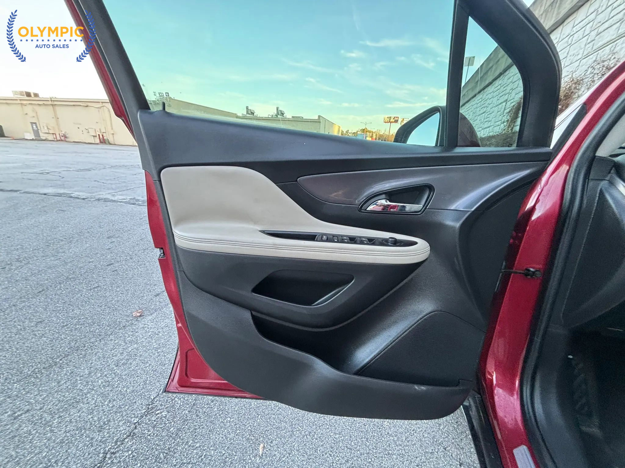 Used 2017 Buick Encore Essence w/ Experience Buick Package image 39