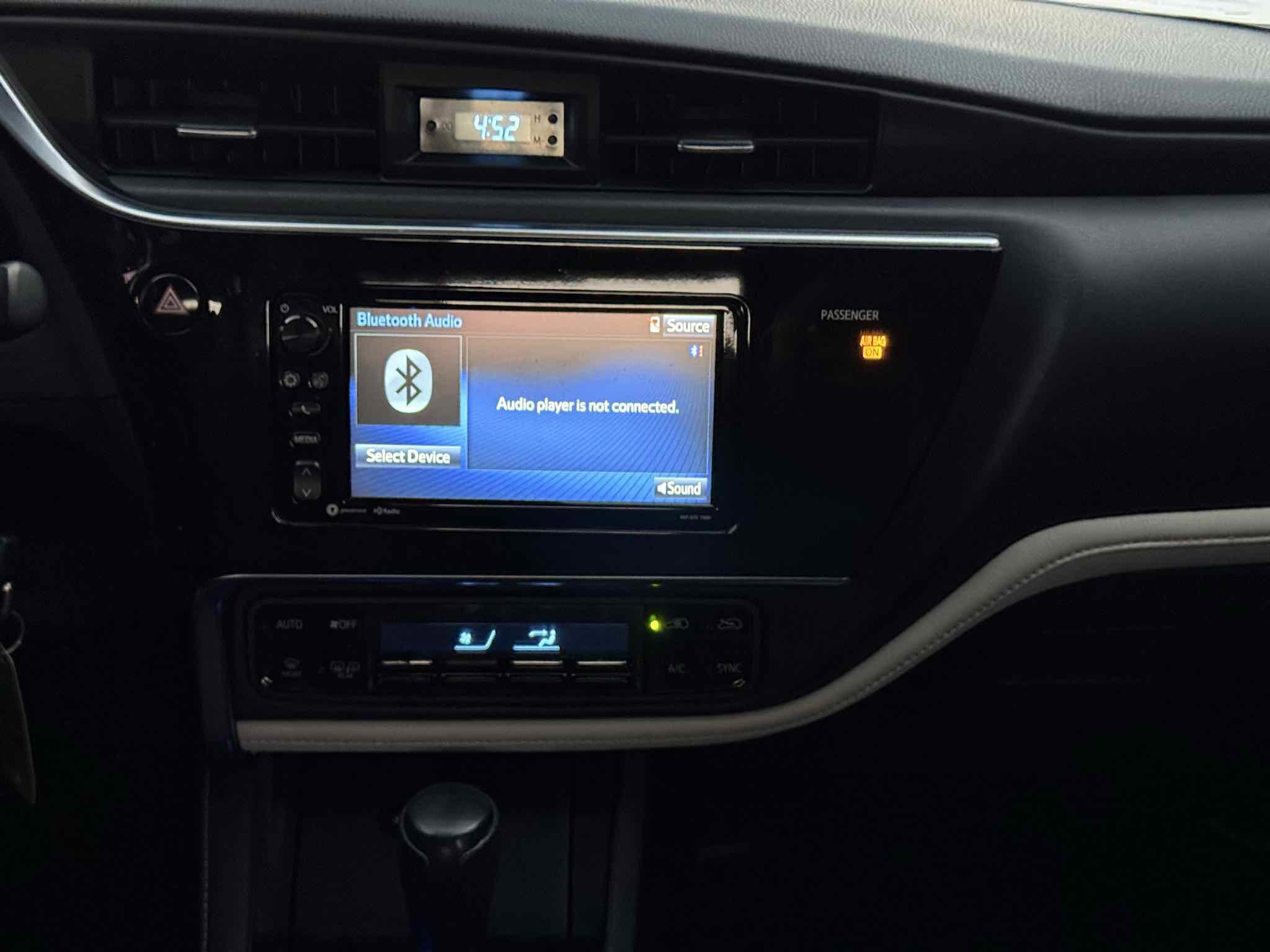 Used 2017 Toyota Corolla iM image 49