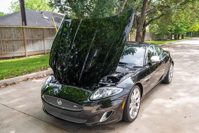 Used 2013 Jaguar XKR R RWD image 96