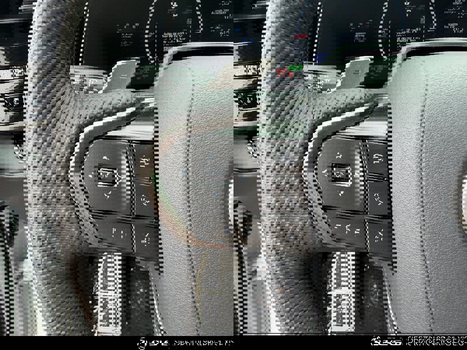 Certified 2026 Lexus TX 500h AWD w/ Technology Package image 22