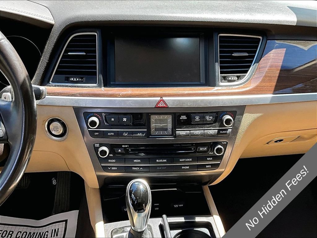 Used 2017 Genesis G80 3.8 RWD image 6