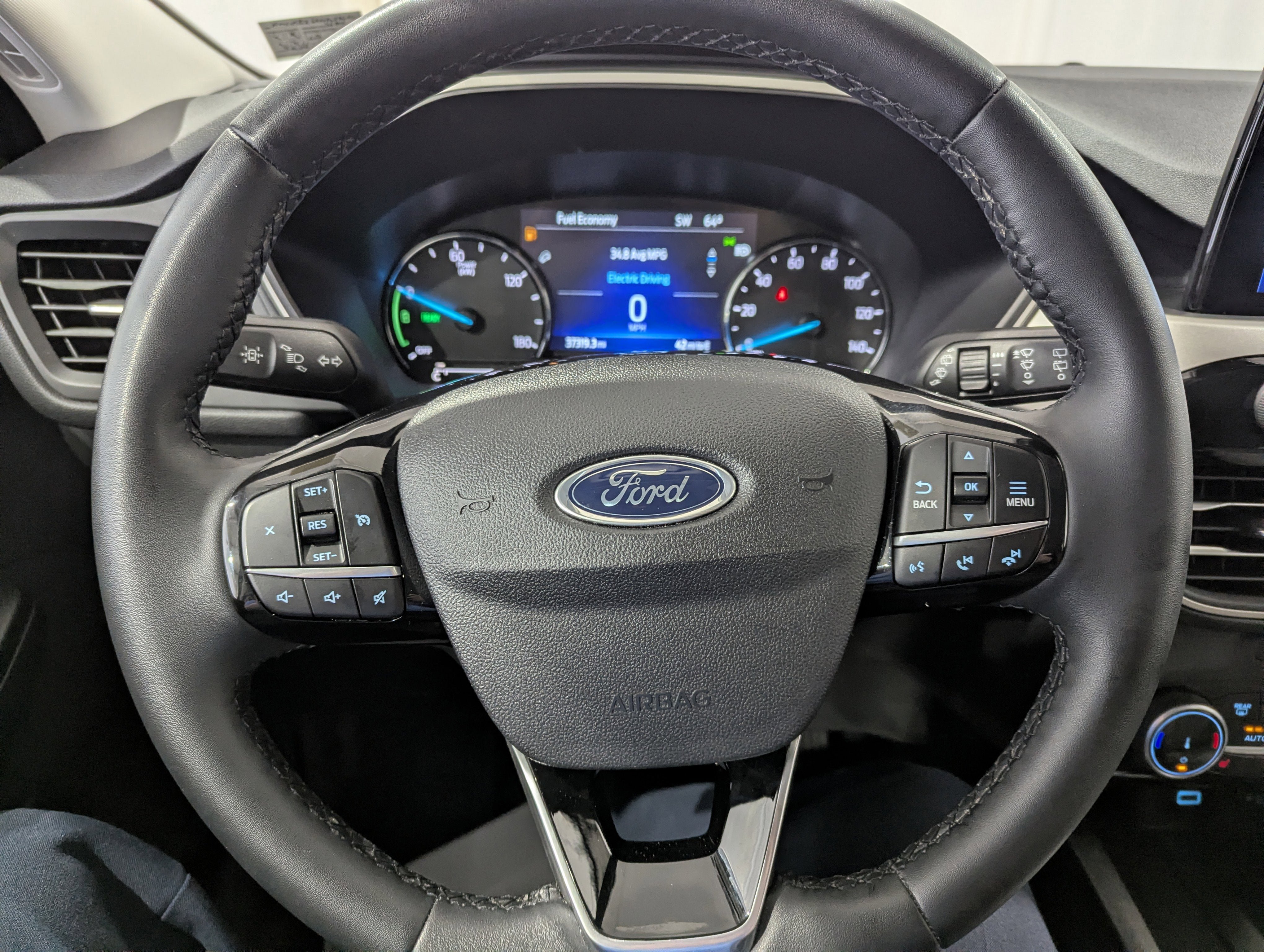Used 2022 Ford Escape SE w/ Cold Weather Package AWD/4WD image 18