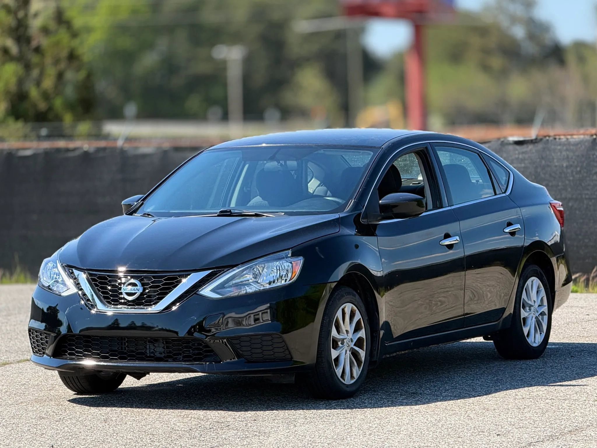 Used 2018 Nissan Sentra SV image 6