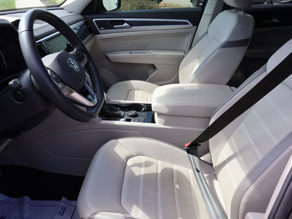 Certified 2023 Volkswagen Atlas SEL Premium image 45