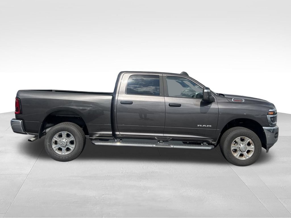 Used 2025 RAM 2500 Big Horn AWD/4WD image 15