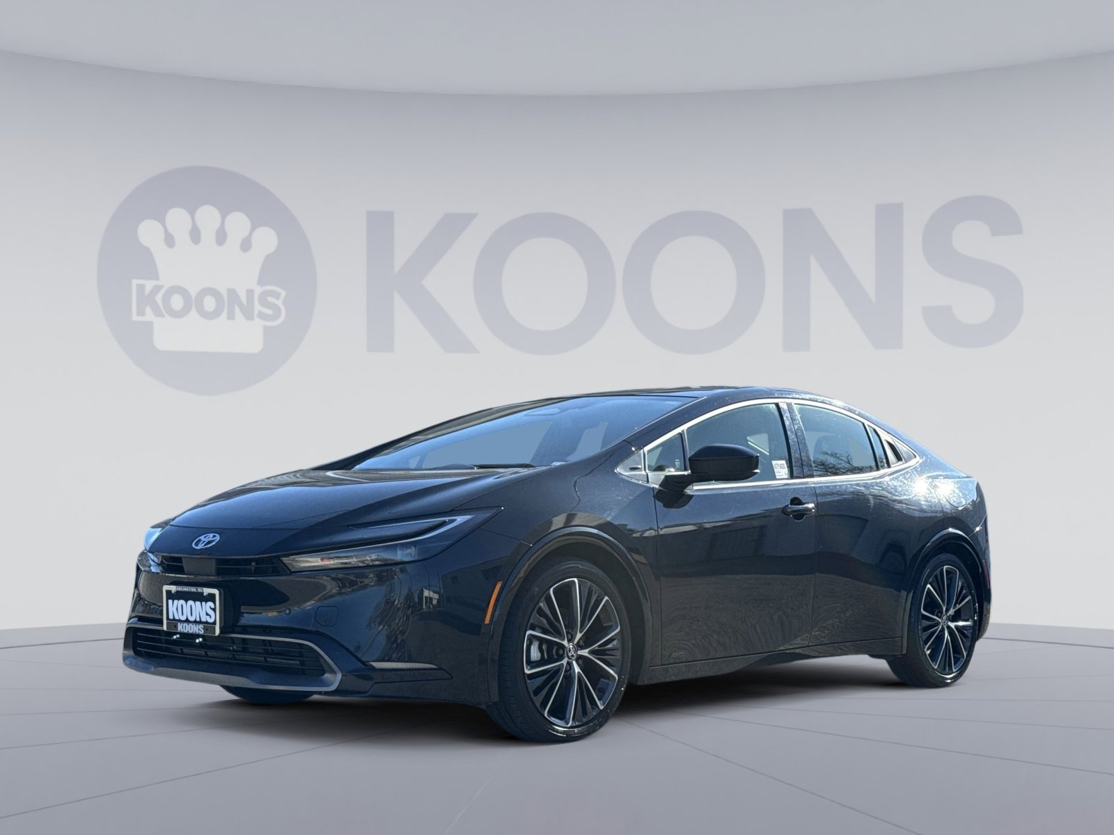 Used 2024 Toyota Prius XLE image 1